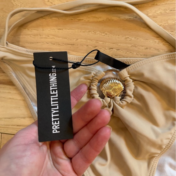 NWT pretty little thing bikini bottom size 12 USA - Picture 3 of 5